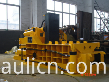 Y81q-135 Hydraulic Forward-out Aluminium Canans Baling Machine